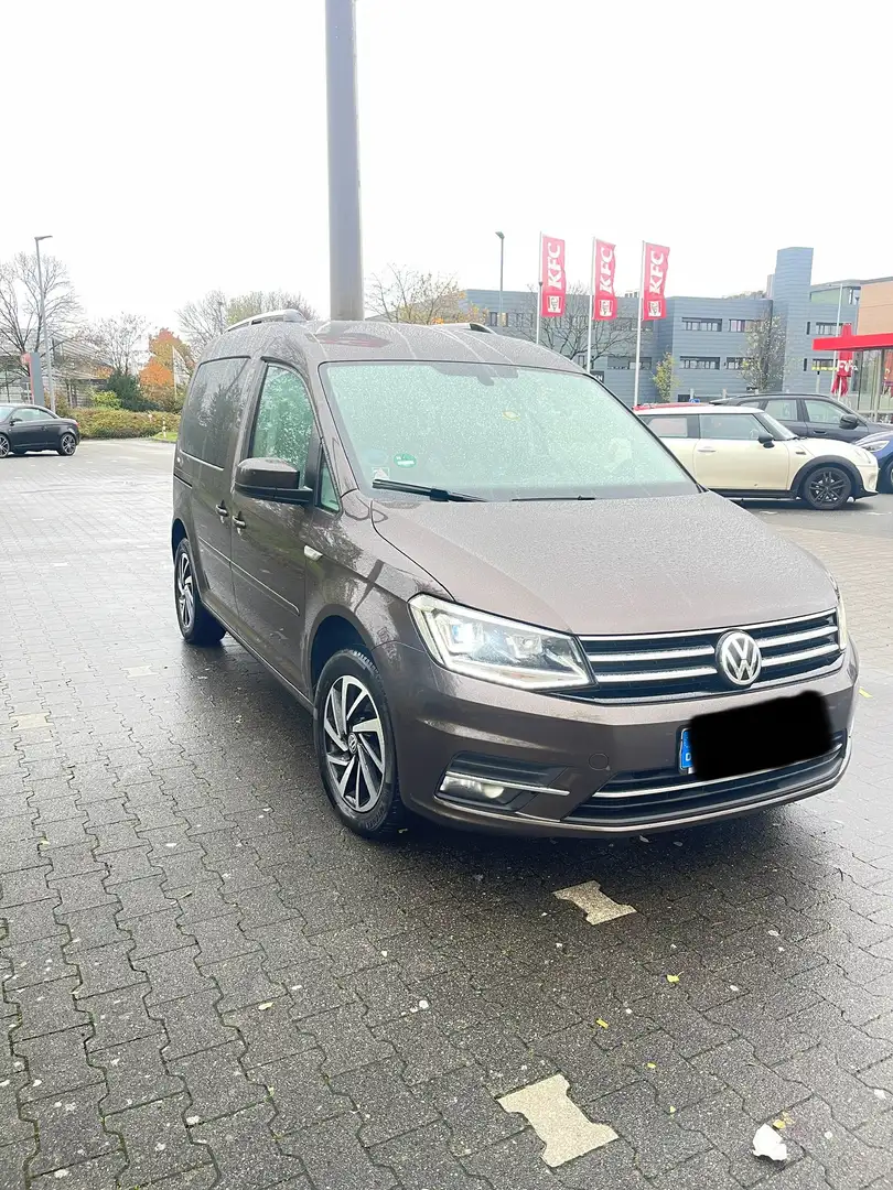 Volkswagen Caddy 2.0 TDI DSG - 1