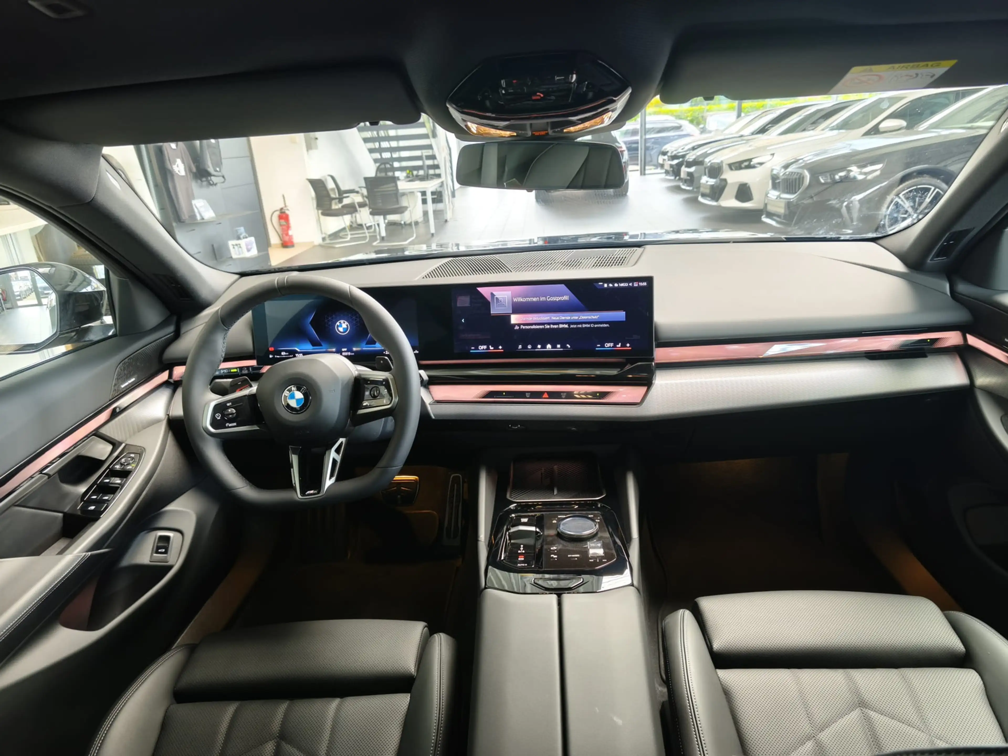 BMW 520 d xDrive M Sport Tour. 360°/HUD/Travel/20"/AHK — photo 10