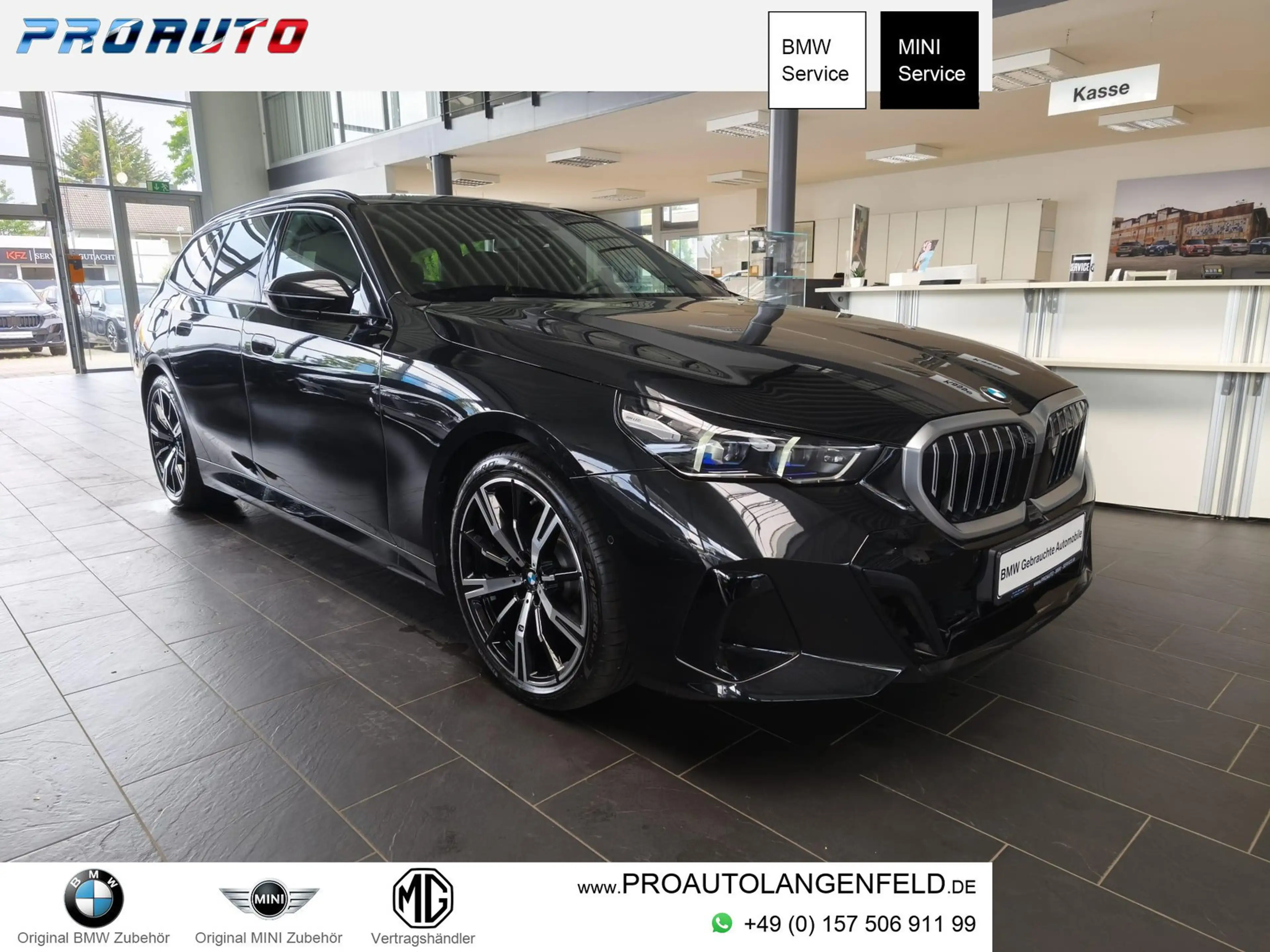 BMW 520 d xDrive M Sport Tour. 360°/HUD/Travel/20"/AHK