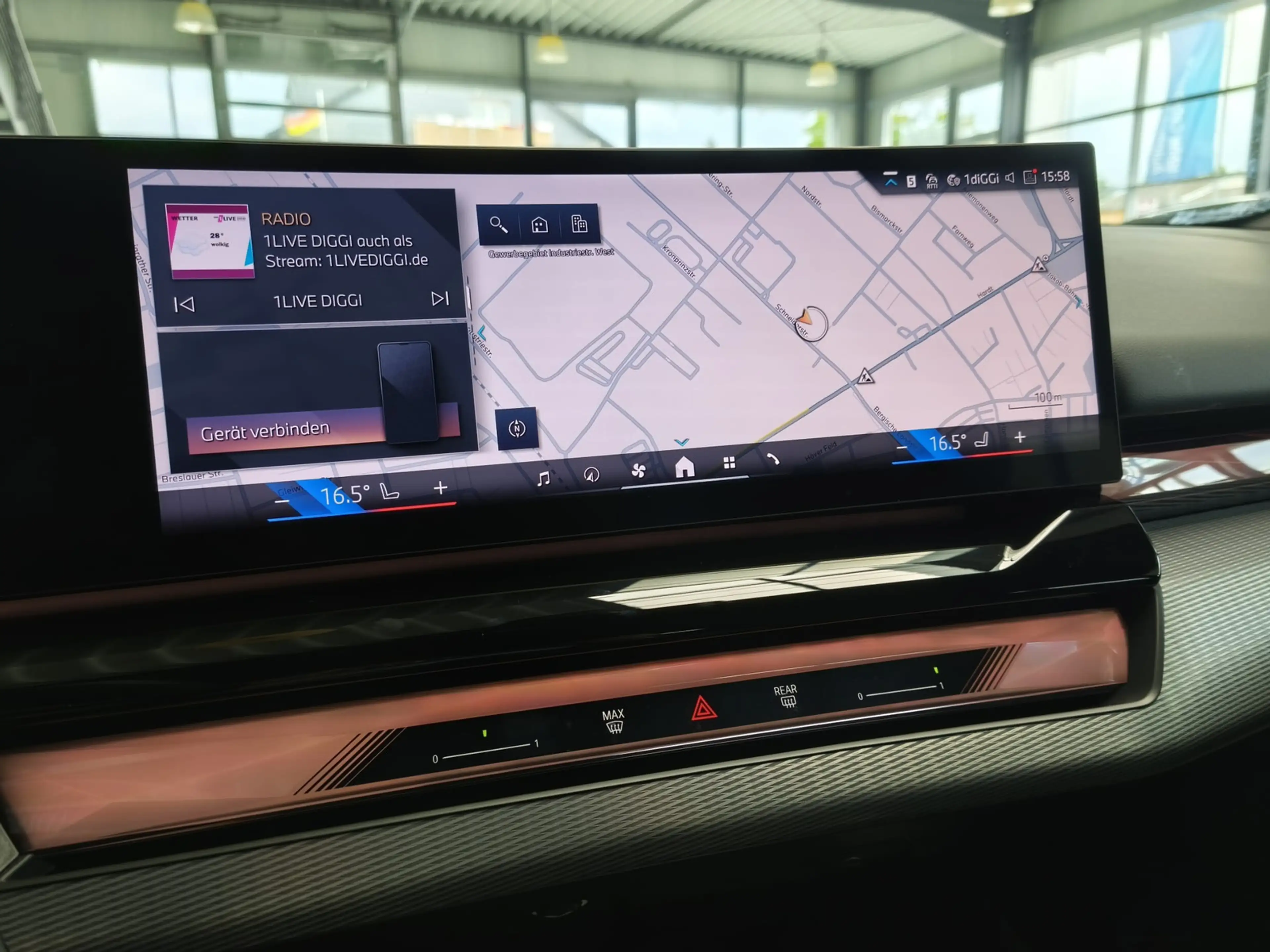 BMW 520 d xDrive M Sport Tour. 360°/HUD/Travel/20"/AHK — photo 12