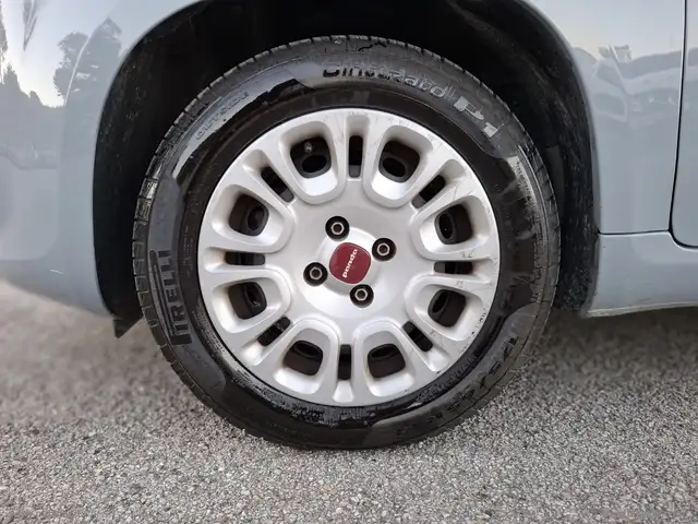 Fiat Panda view 5