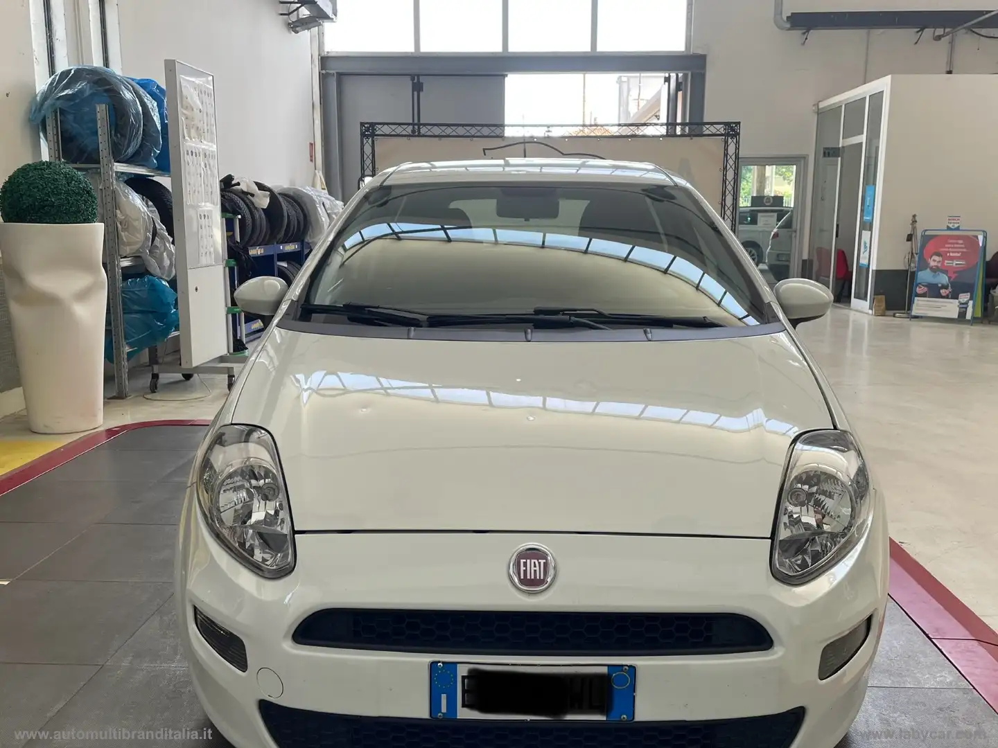 Fiat Punto 1.4 8V 5p. Natural Power Street Fehér - 2