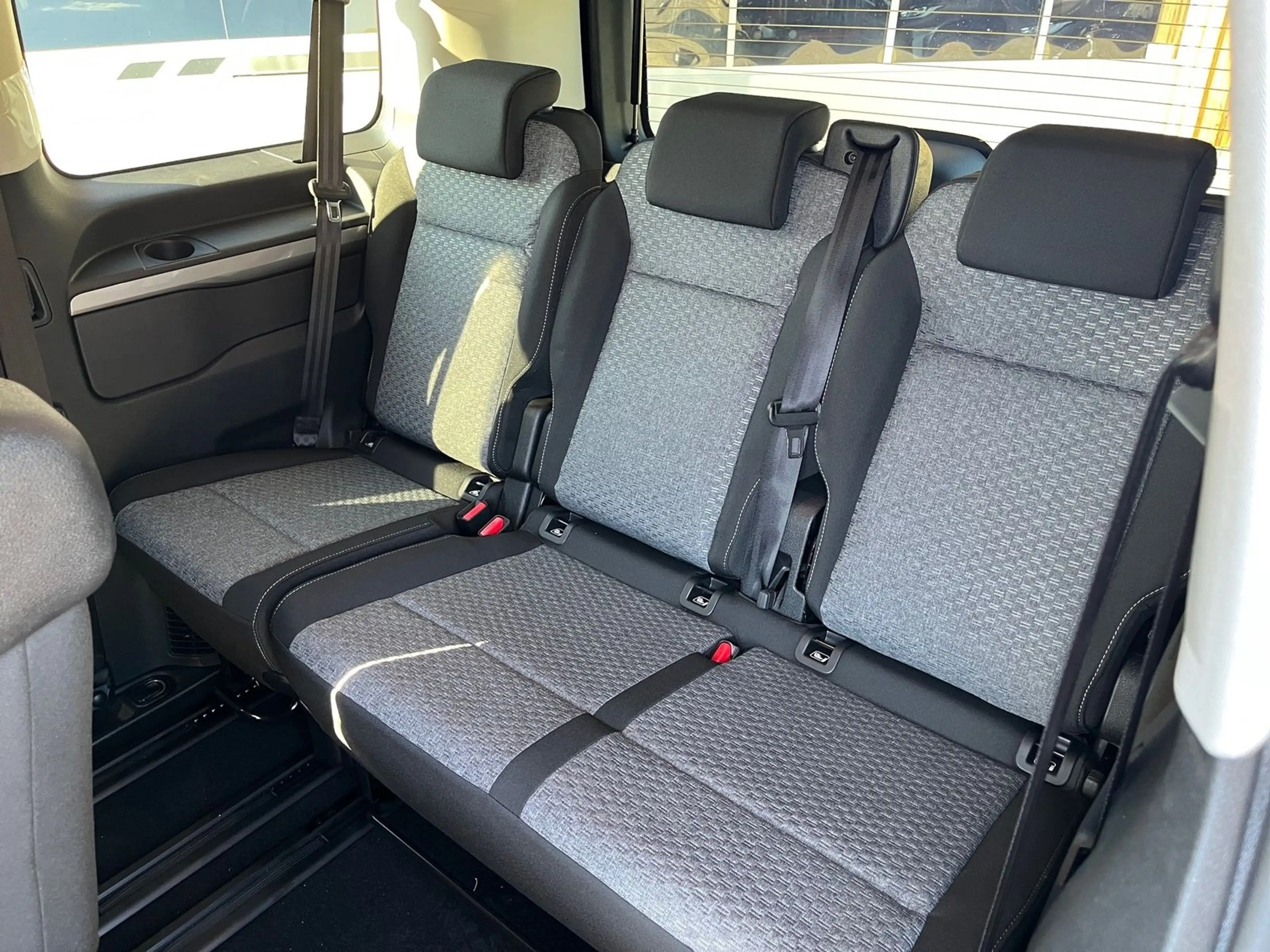 Toyota Proace Verso 2.0D-4D TeamD L1,Nav,Kamera,DAB,LED — photo 15