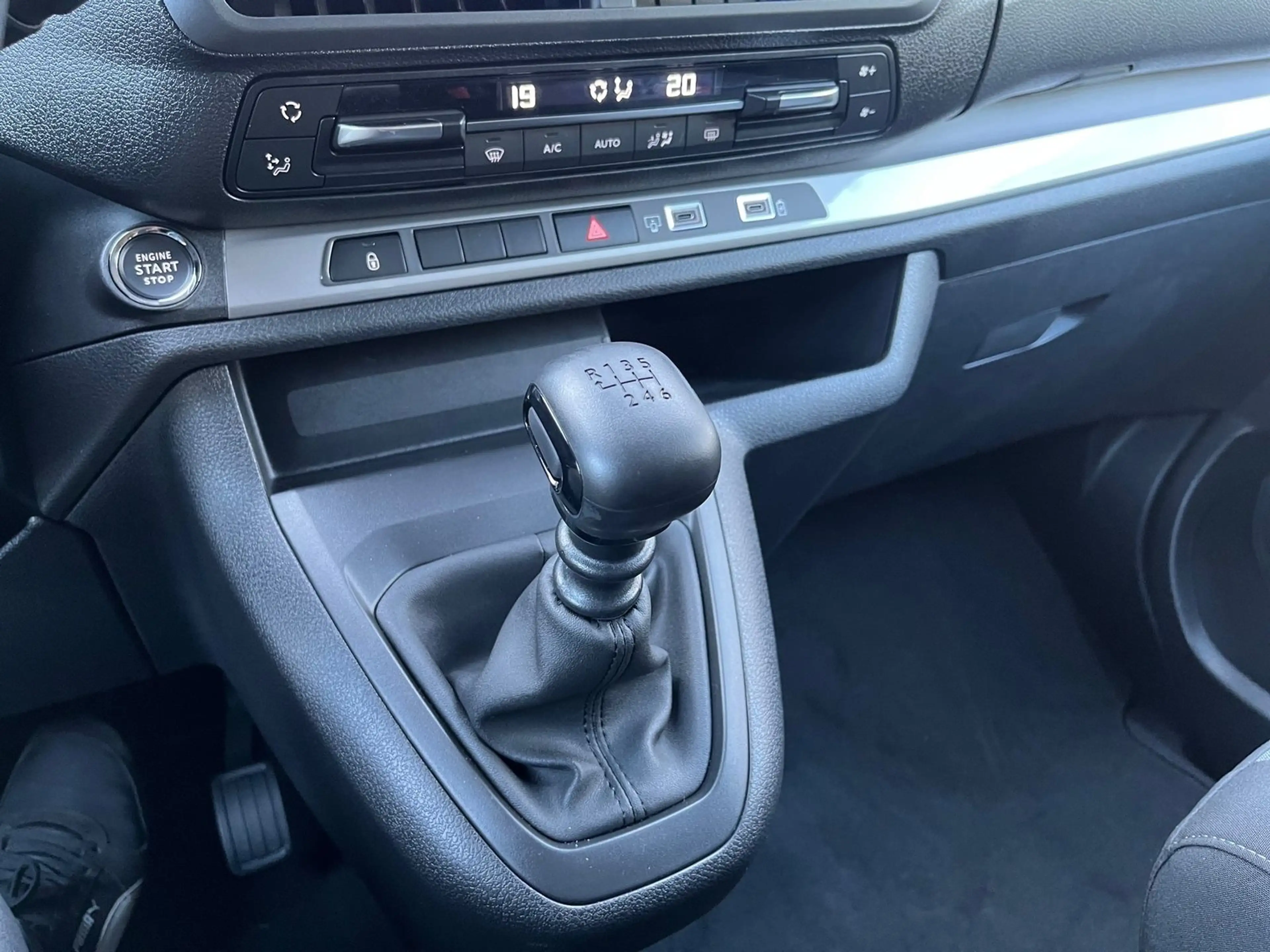 Toyota Proace Verso 2.0D-4D TeamD L1,Nav,Kamera,DAB,LED — photo 14