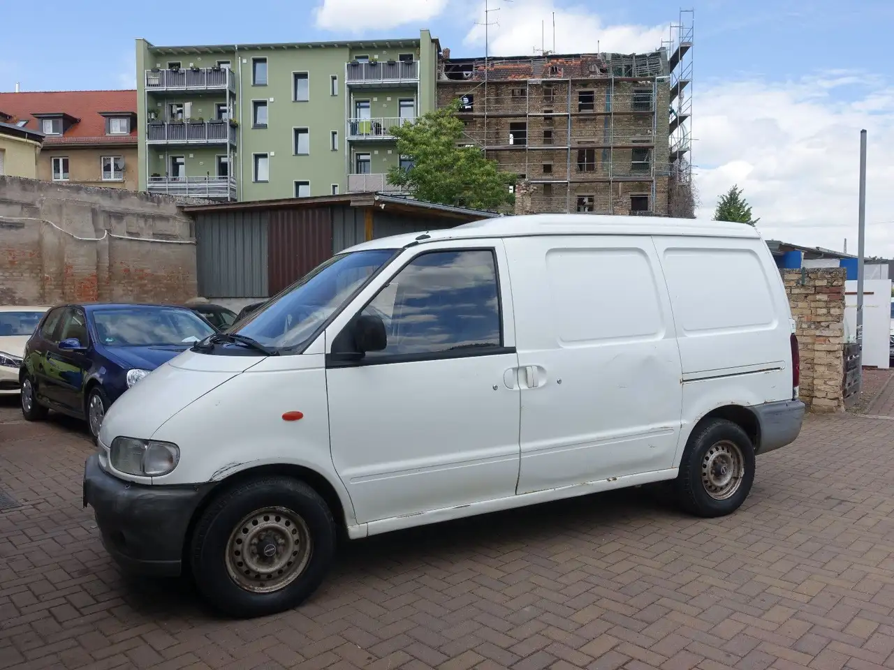 Nissan Vanette Cargo 2,3/75 PS, Lkw Kasten, AHK !!, foto 2