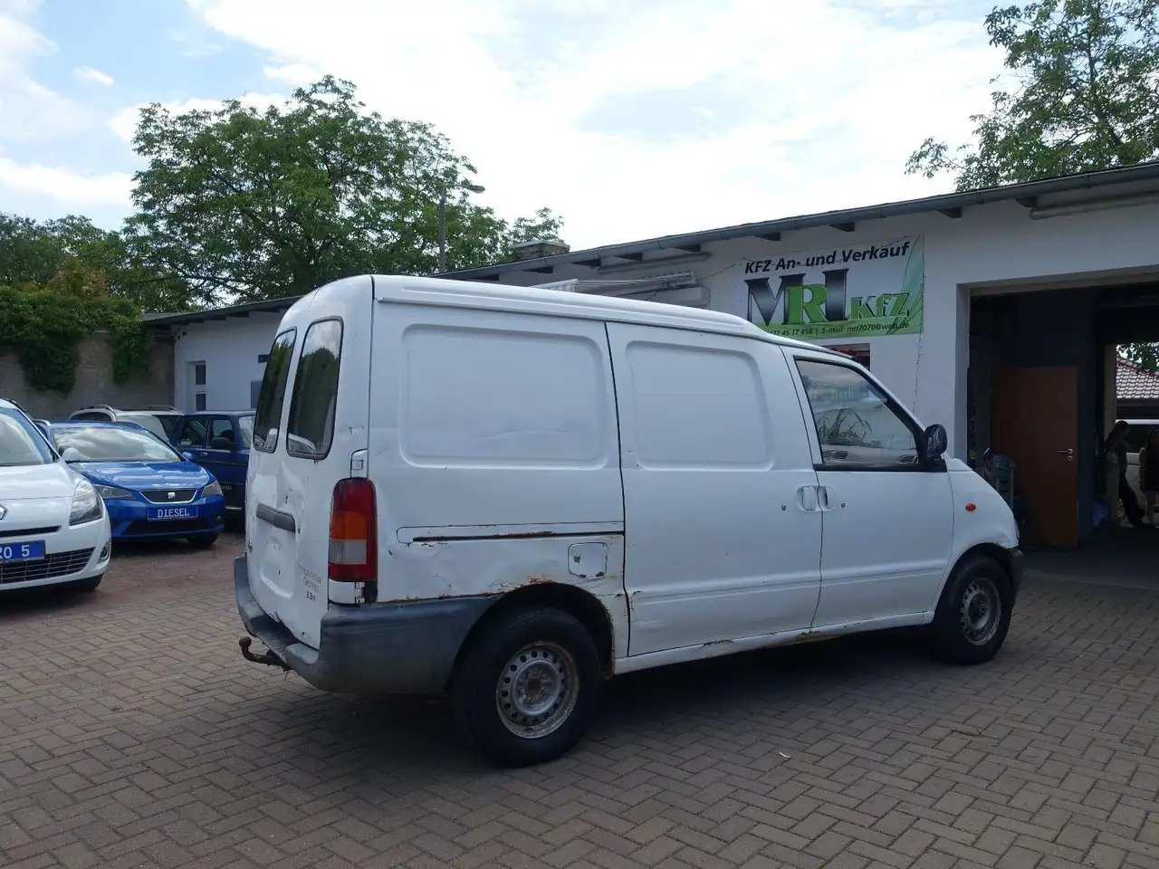 Nissan Vanette Cargo 2,3/75 PS, Lkw Kasten, AHK !!, foto 6