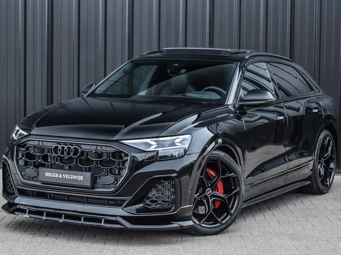 Audi Q8 55TFSI e QUATTRO PRO LINE S COMPETITION | S-SEATS Fekete - 2