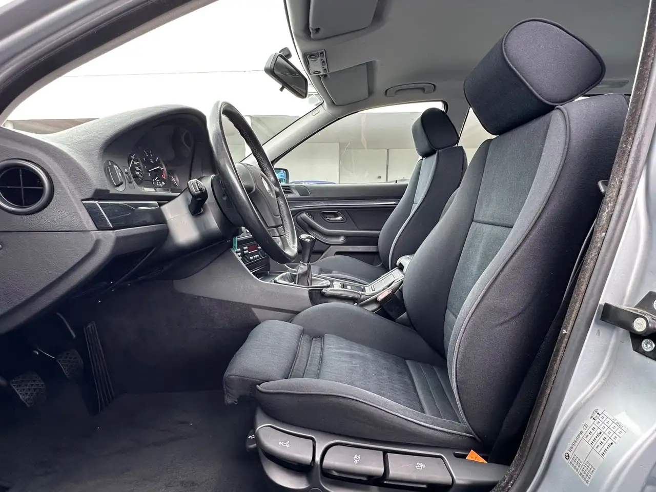 BMW 520 i Touring | Originalzustand | Erst 24.788 km!, foto 11