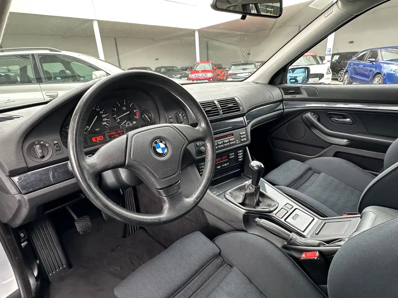 BMW 520 i Touring | Originalzustand | Erst 24.788 km!, foto 12