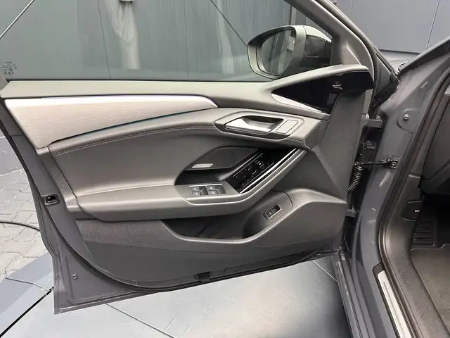 Audi A6 E-Tron view 13