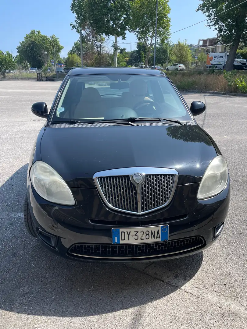 Lancia Y Y 1.2 8v LS c/airbag Negru - 1