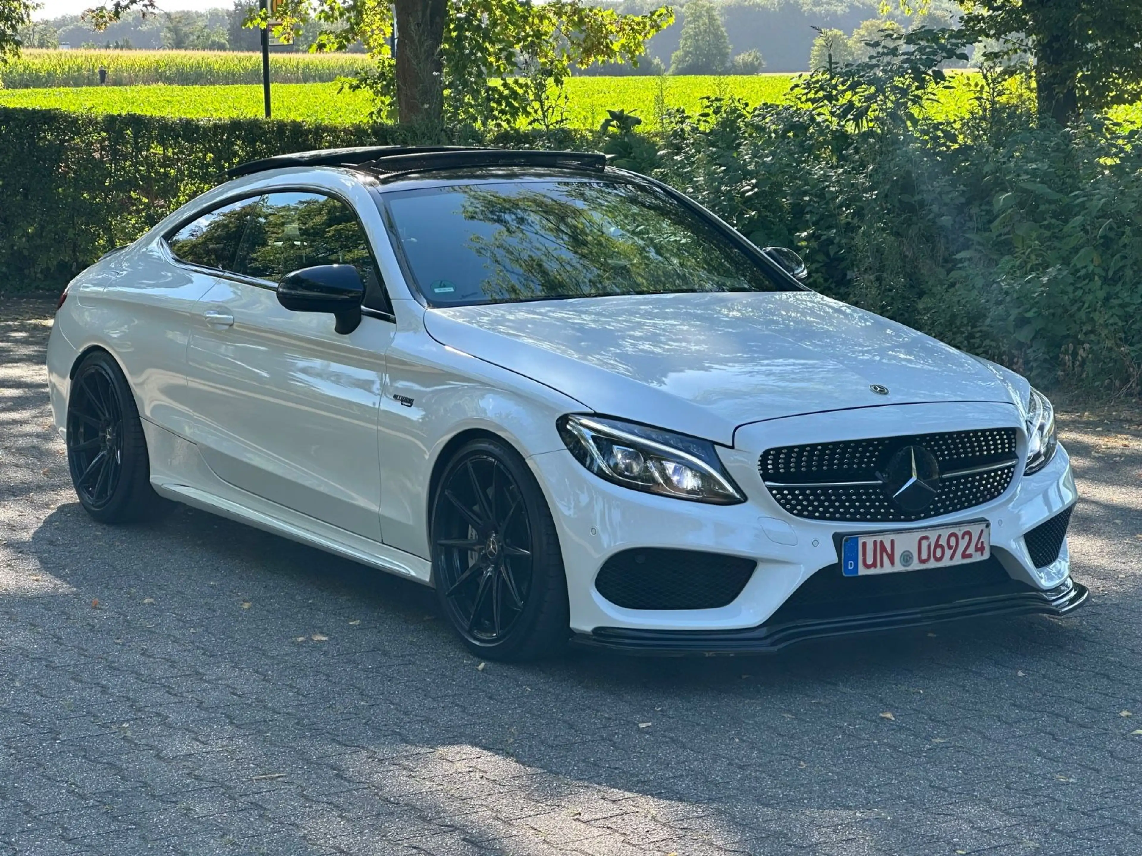 Mercedes-Benz C 43 AMG Coupe *4-MATIC*PANO*BURMESTER*MEMORY* — photo 4