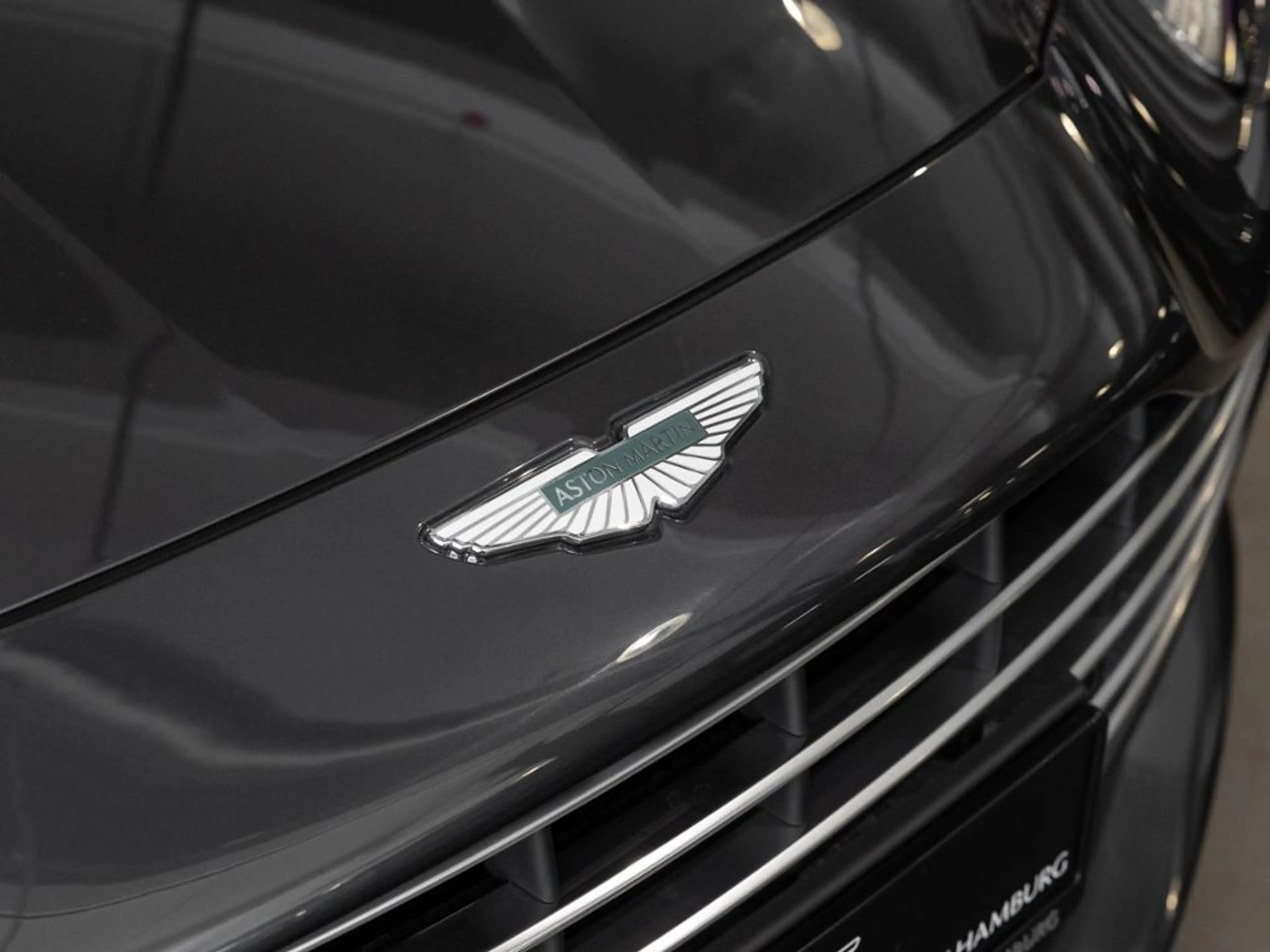 Aston Martin DB12 Coupe Aston Martin Hamburg — photo 14