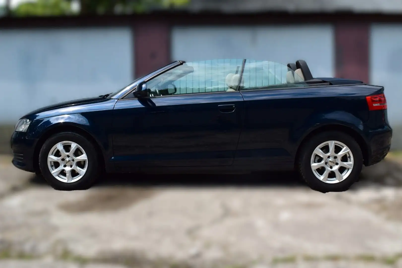 Audi A3 Cabriolet Attraction,Leder,Tempomat,PDC,Alu, Blau - 1