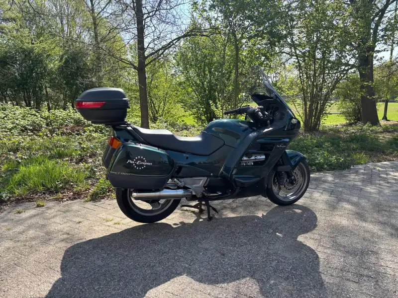 Honda ST 1100 - foto 2