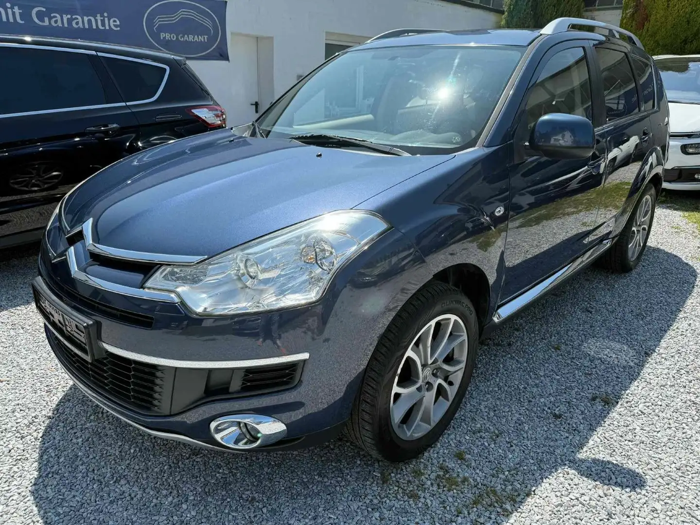 Citroen C-Crosser Exclusive*4x4*7 Sitzer*Xenon*AHK*Leder Blue - 1