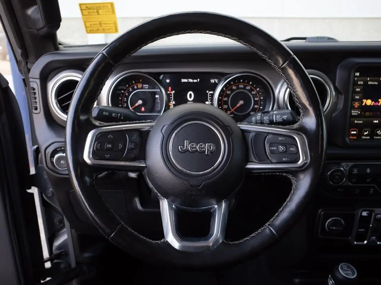 Jeep Wrangler снимка Jeep Wrangler