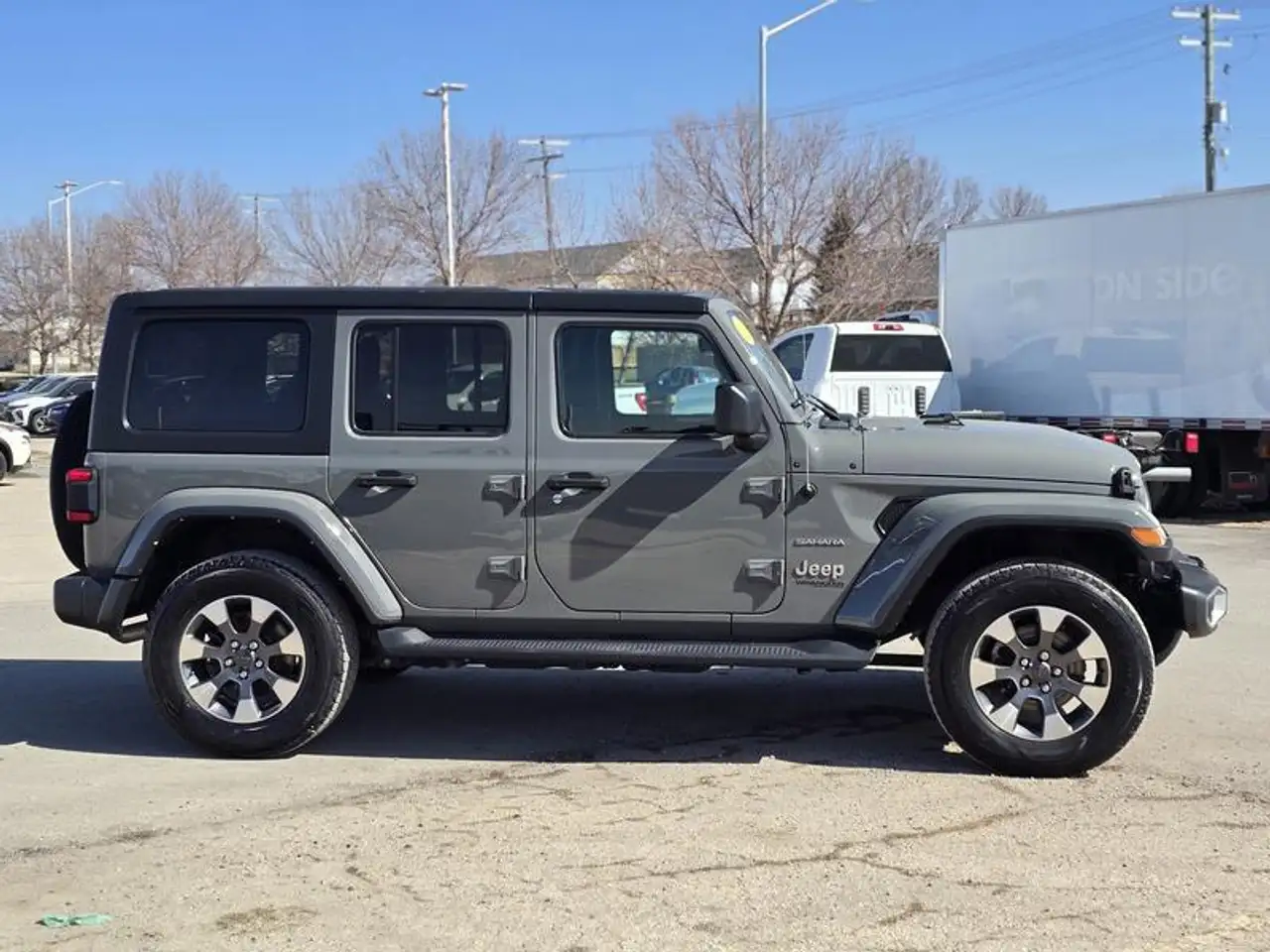 Jeep Wrangler снимка Jeep Wrangler