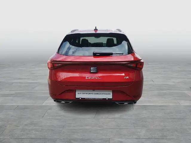SEAT Leon view 5