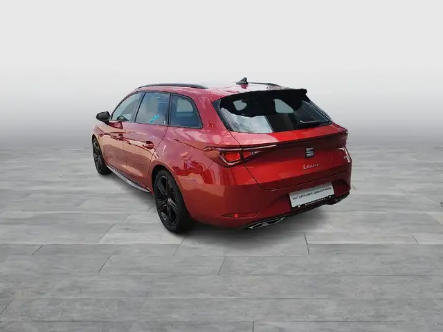 SEAT Leon view 4
