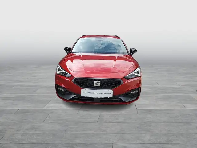 SEAT Leon view 2