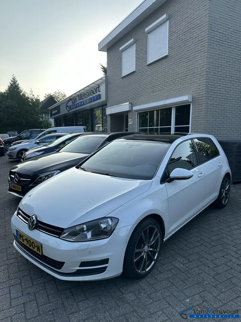 Volkswagen Golf 1.4 TSI CUP Edition 2eEig|Panorama|Climate|Parkass Wit - 1