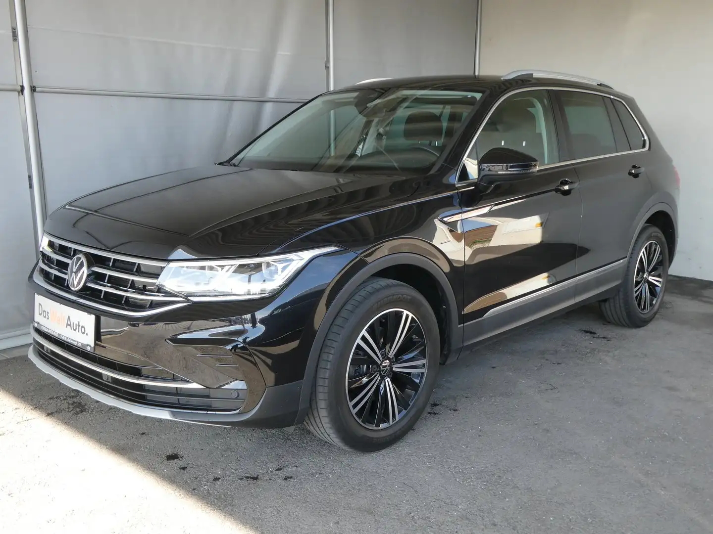 Volkswagen Tiguan Elegance TDI SCR 4MOTION DSG Schwarz - 1