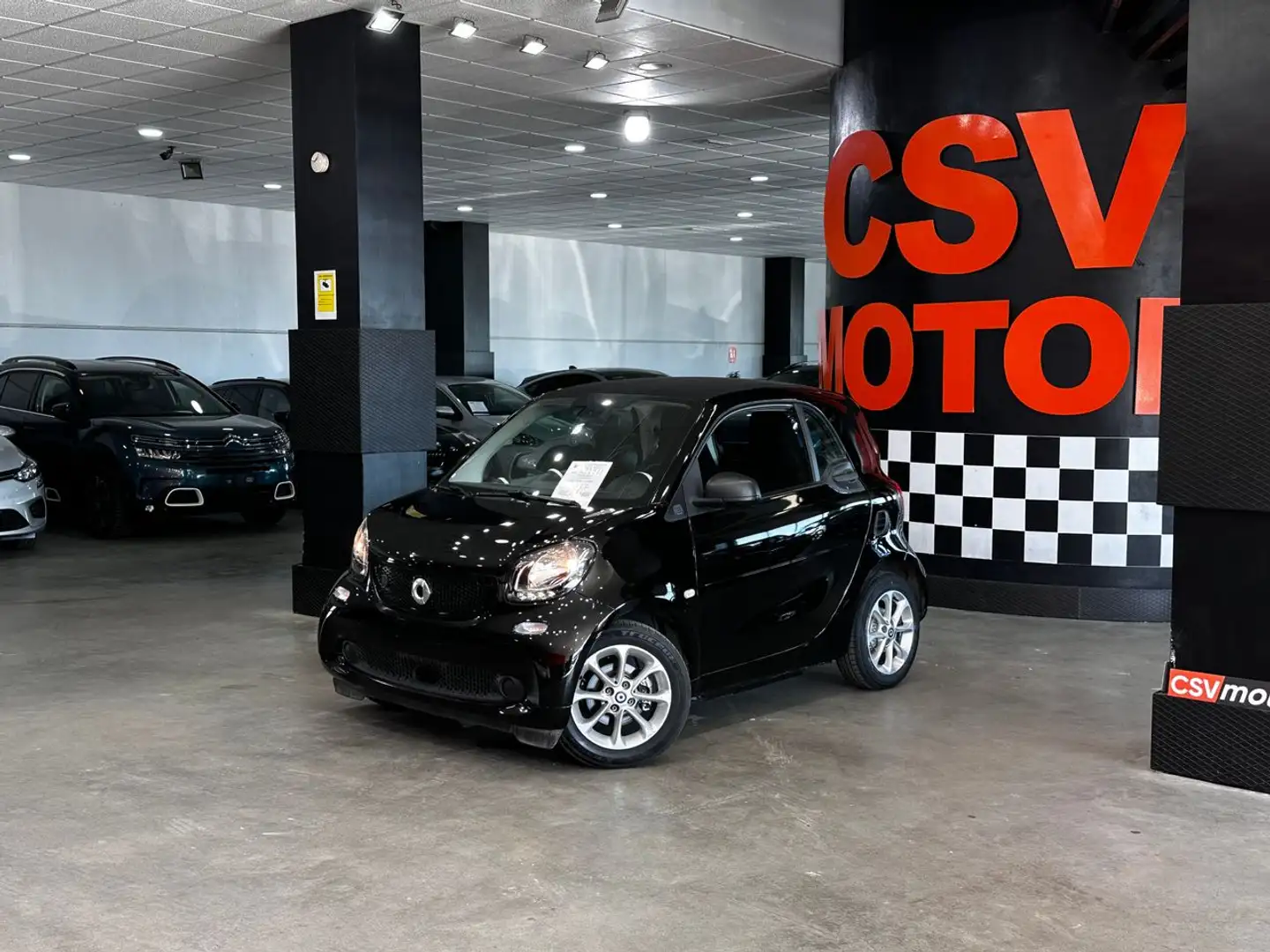 smart forTwo Coupé EQ Negro - 2