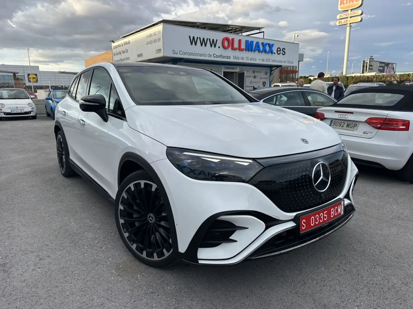 Mercedes-Benz EQE 350 4Matic Weiß - 1