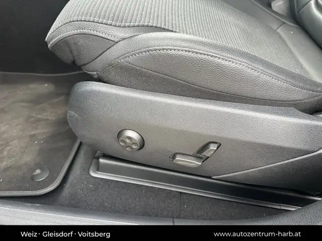 Mercedes-Benz GLC 300 de 4matic Ansicht 28