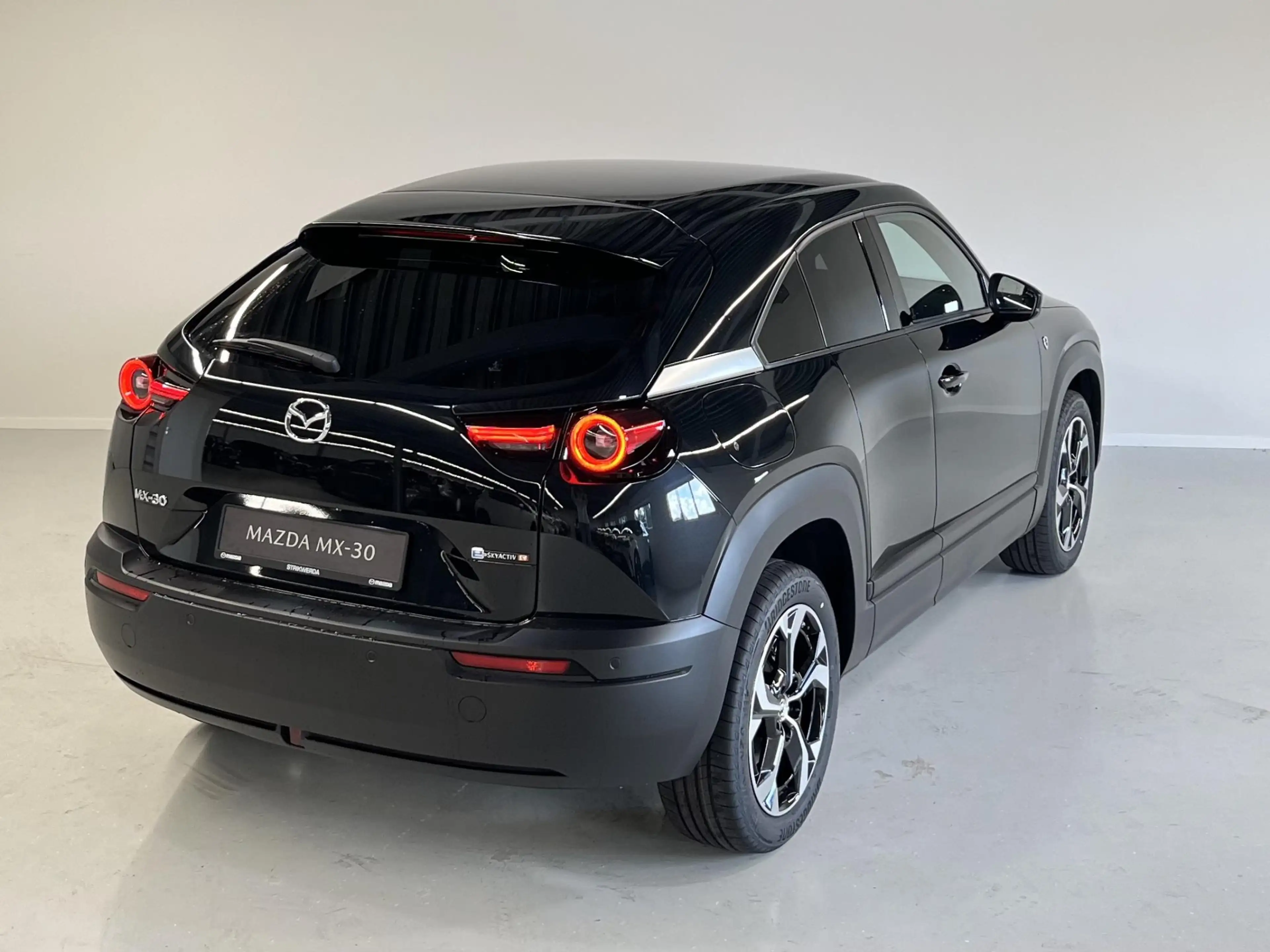 Mazda MX-30 e-SkyActiv R-EV 170 Advantage — photo 5