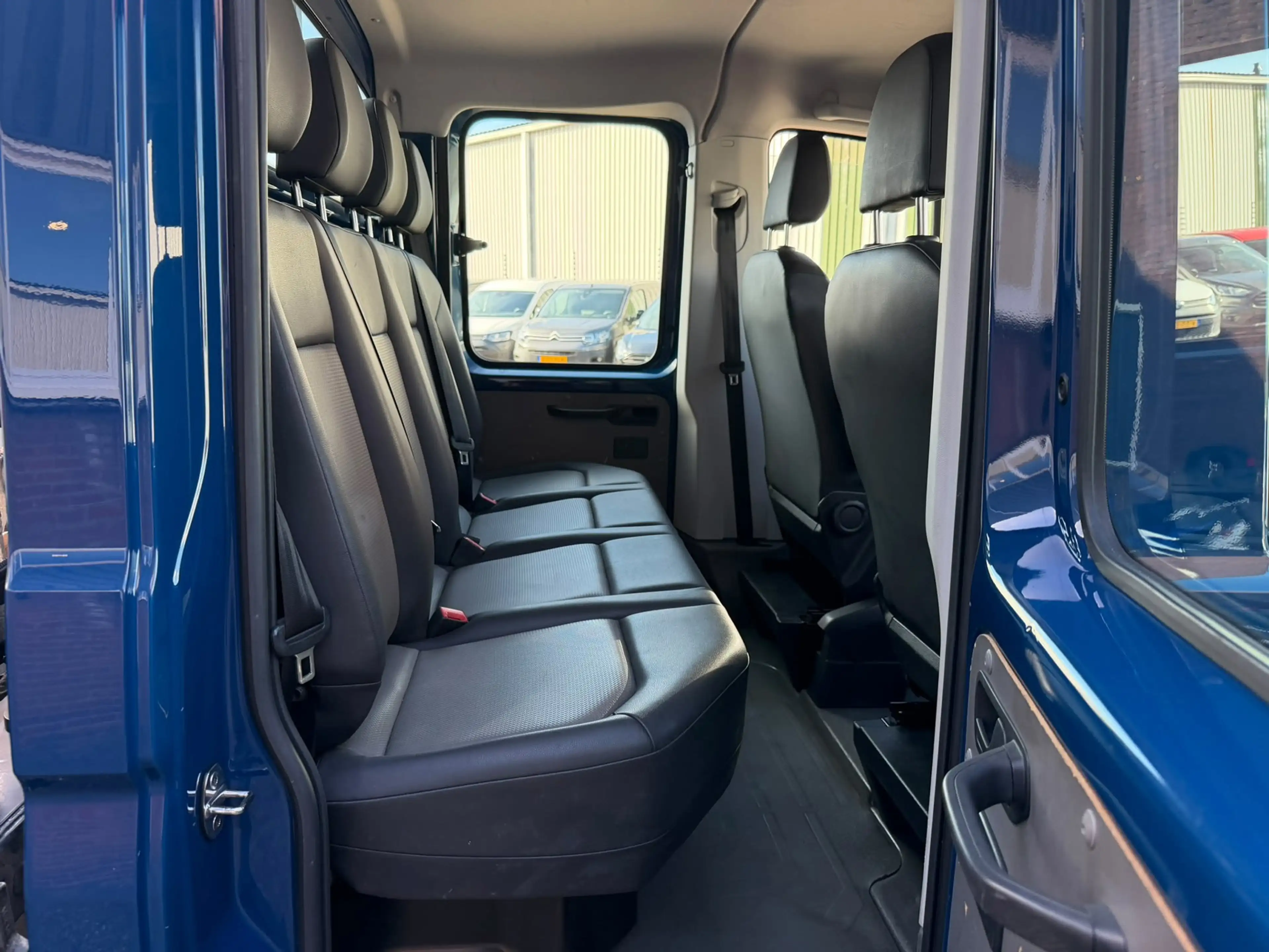 Volkswagen Crafter 35 2.0 TDI Pickup / DC / HIAB Kraan / Trekhaak / 6 — photo 7
