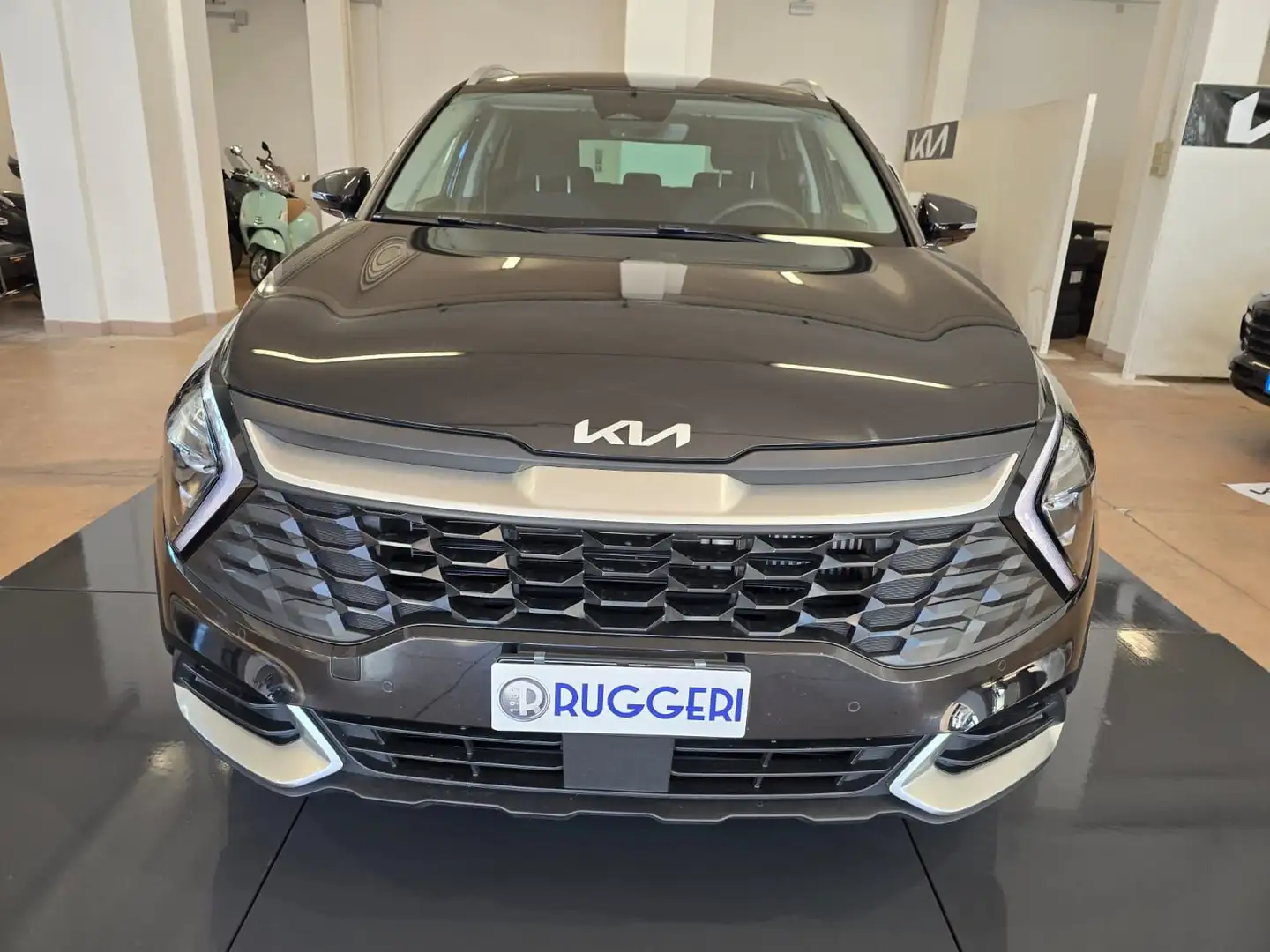 Kia Sportage Sportage 1.6 TGDi HEV AT Style Schwarz - 2