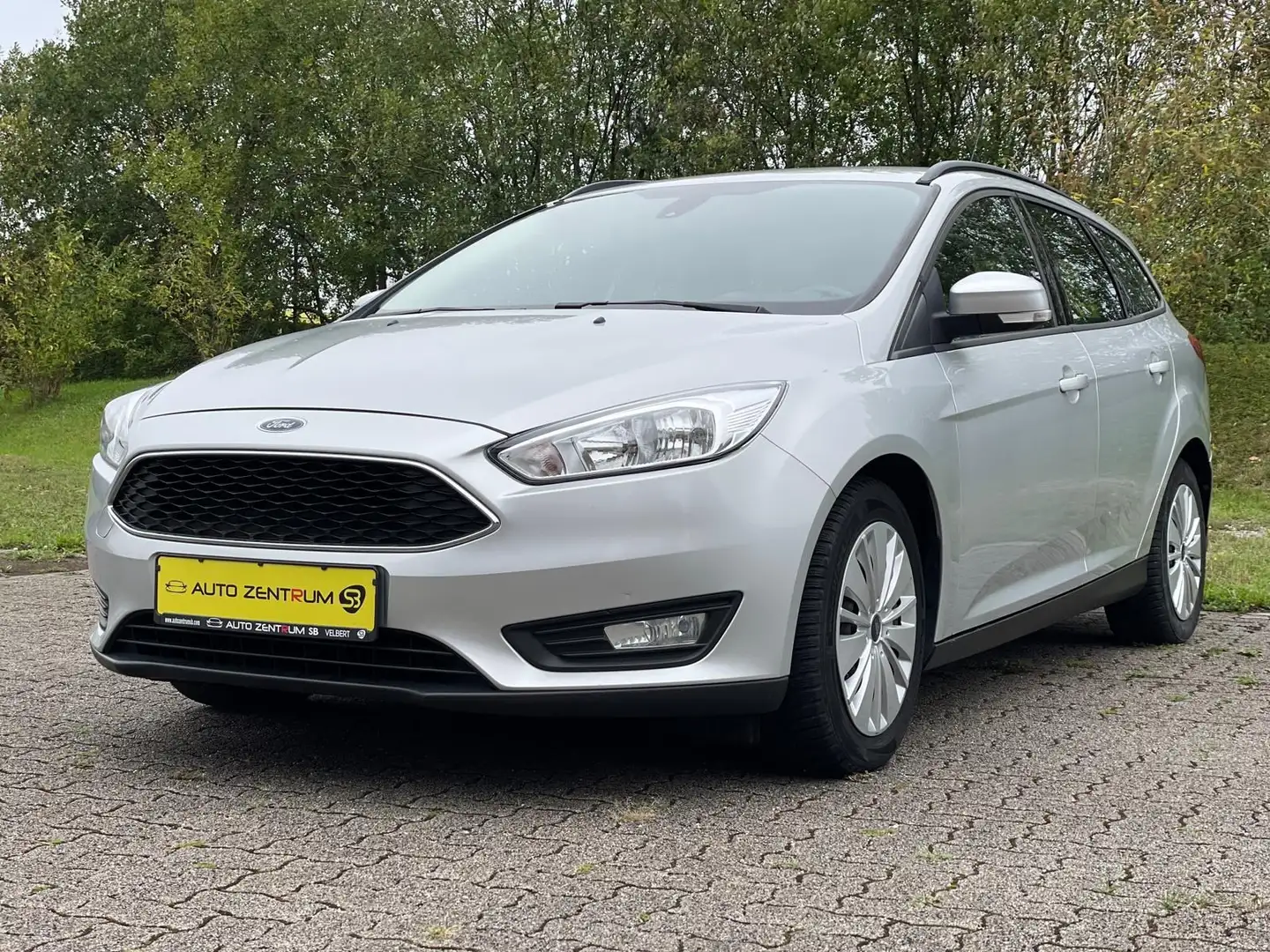 Ford Focus Turnier Business*NAVI*KLIMA Silber - 2