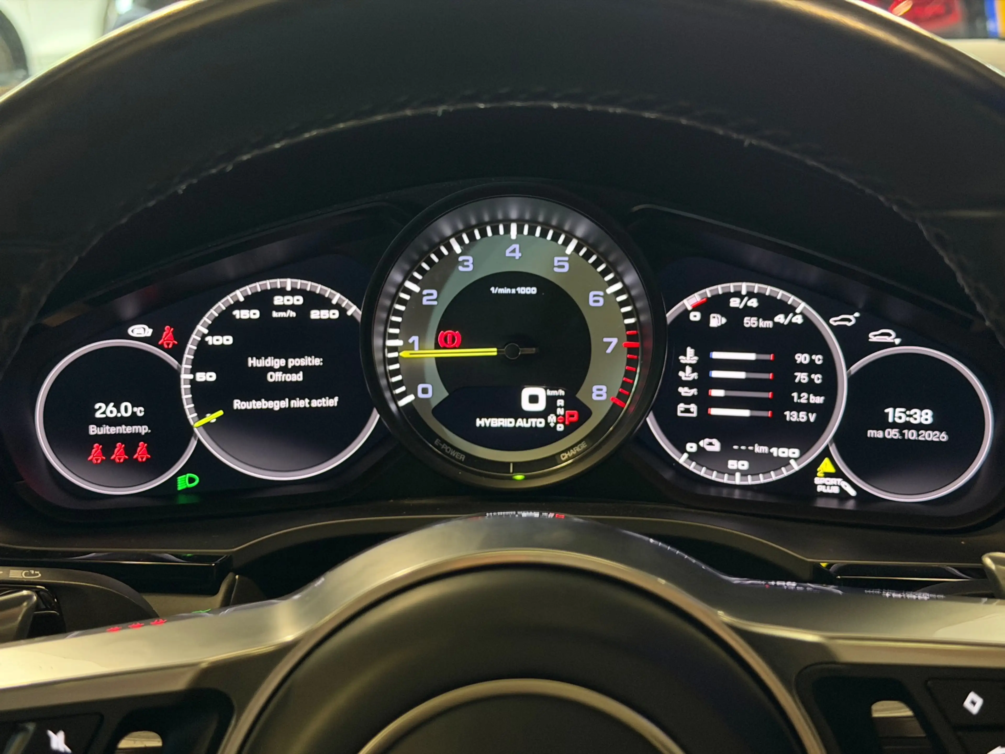 Porsche Cayenne Coupé 3.0 E-Hybrid PANO|LUCHTVERING|FULL OPTIONS! — photo 14