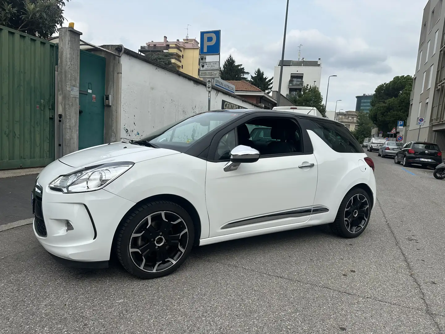 Citroen DS3 1.6 vti Just Black 120cv - 2