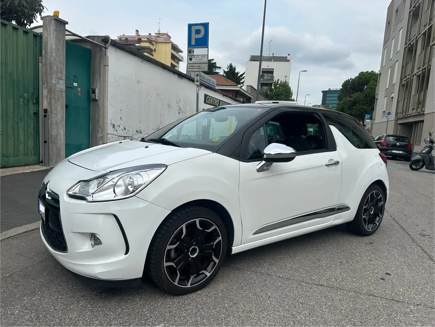 Citroen DS3 1.6 vti Just Black 120cv - 1