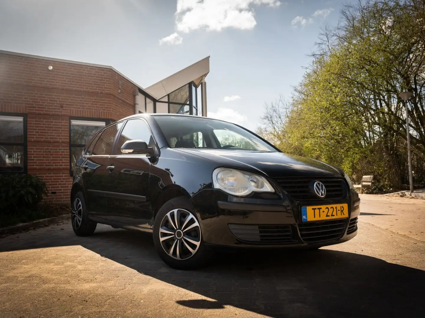Volkswagen Polo 1.2 Zwart - 1