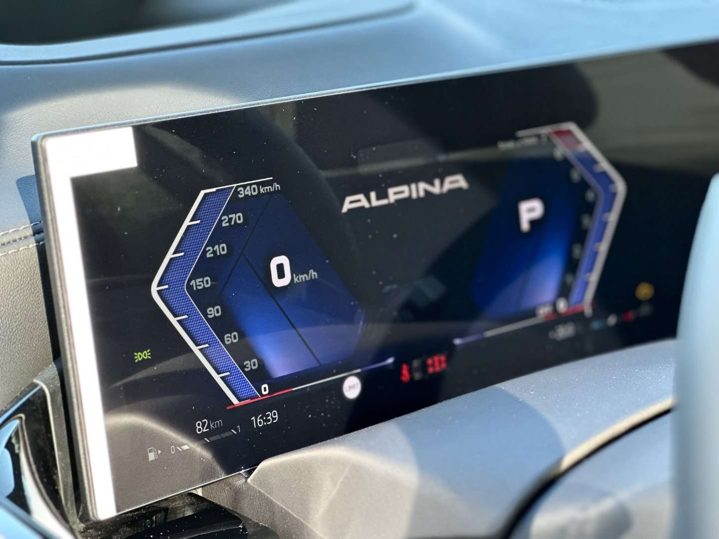 ALPINA XB7