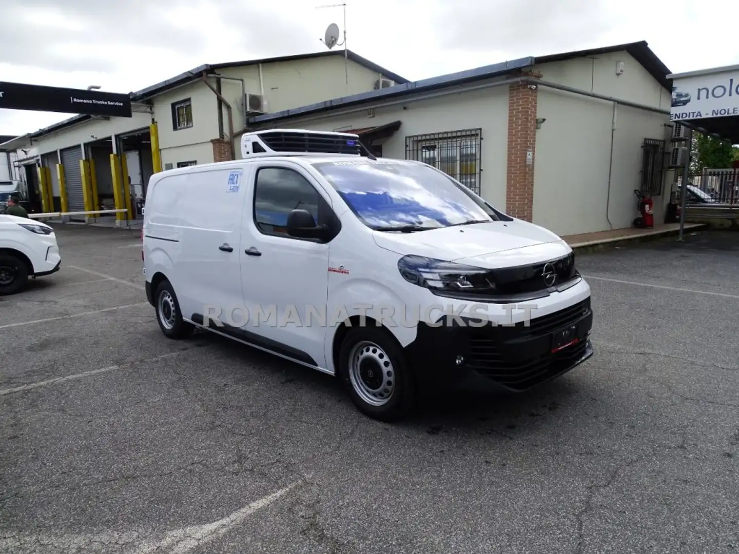 Opel Vivaro L2 H1 120cv  COIBENTATO + FRIGO  IN ATP FRCX -20 Bianco - 1