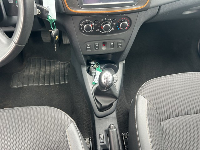 Dacia Sandero II (10.2012->) — photo 11