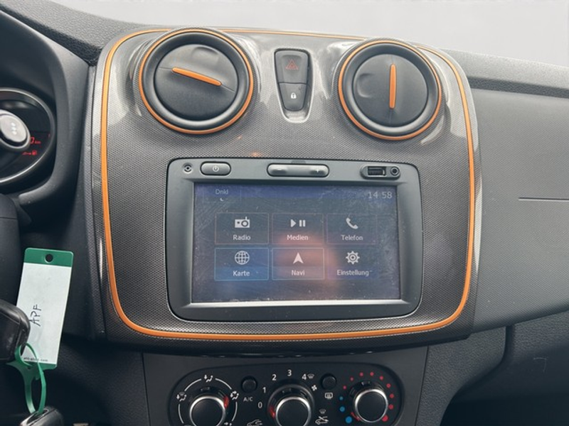 Dacia Sandero II (10.2012->) — photo 12