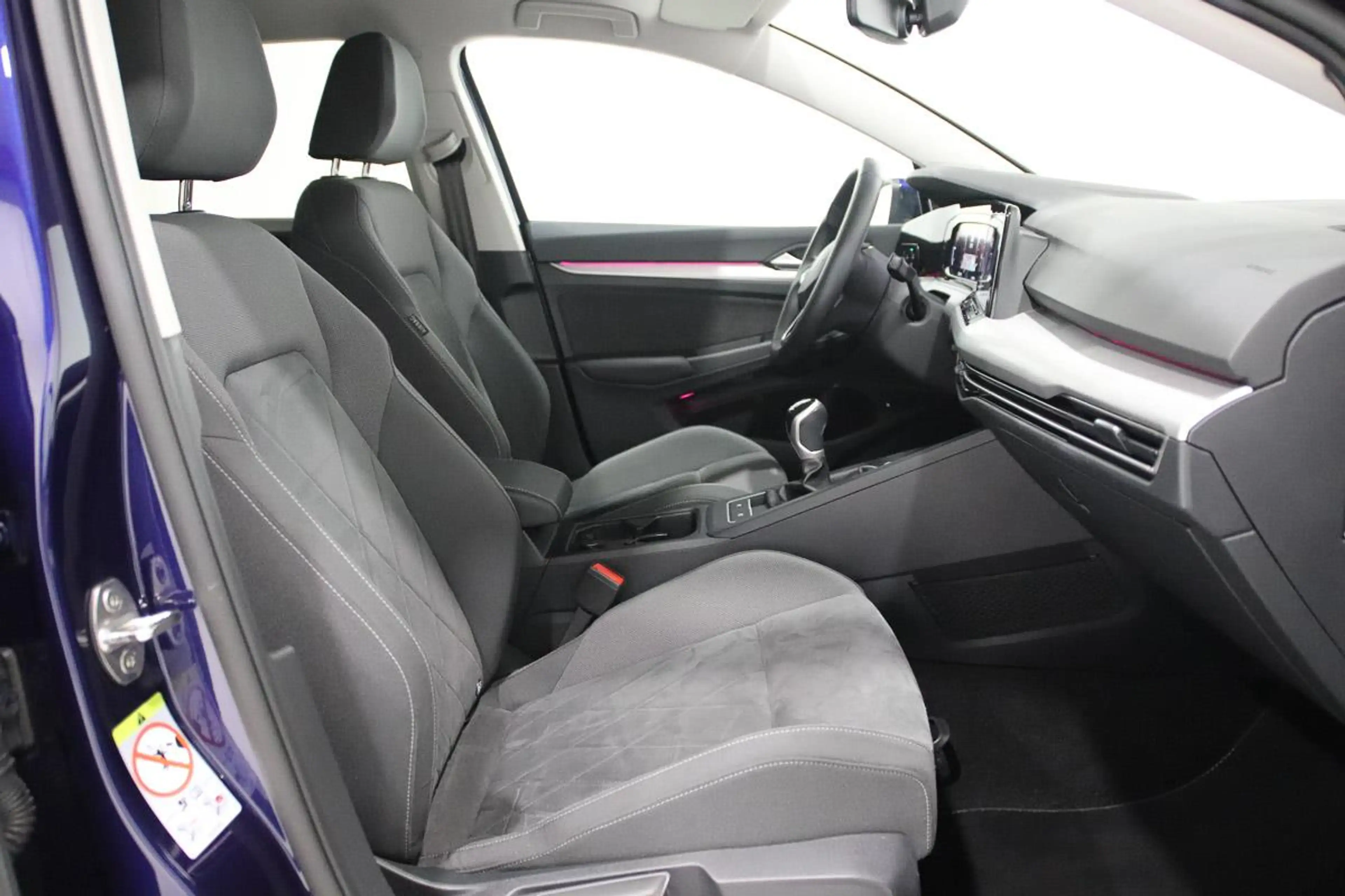 Volkswagen Golf Variant TDI 116 LED GPS ACC ATTELAGE JA16 — photo 9