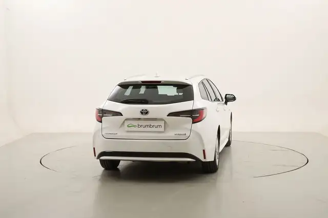 Toyota Corolla view 4
