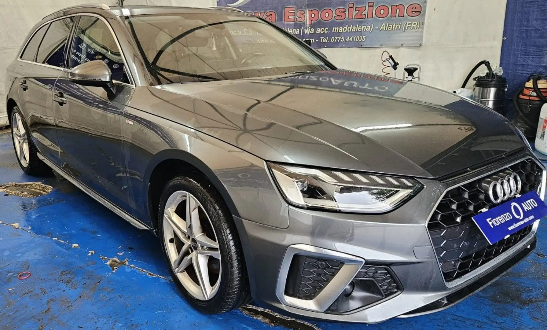 Audi A4 S-line MHEV S-tronic UNIPRO'-SERVICE Gris - 2