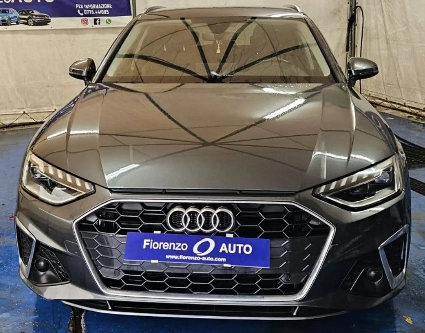 Audi A4 S-line MHEV S-tronic UNIPRO'-SERVICE Gris - 1
