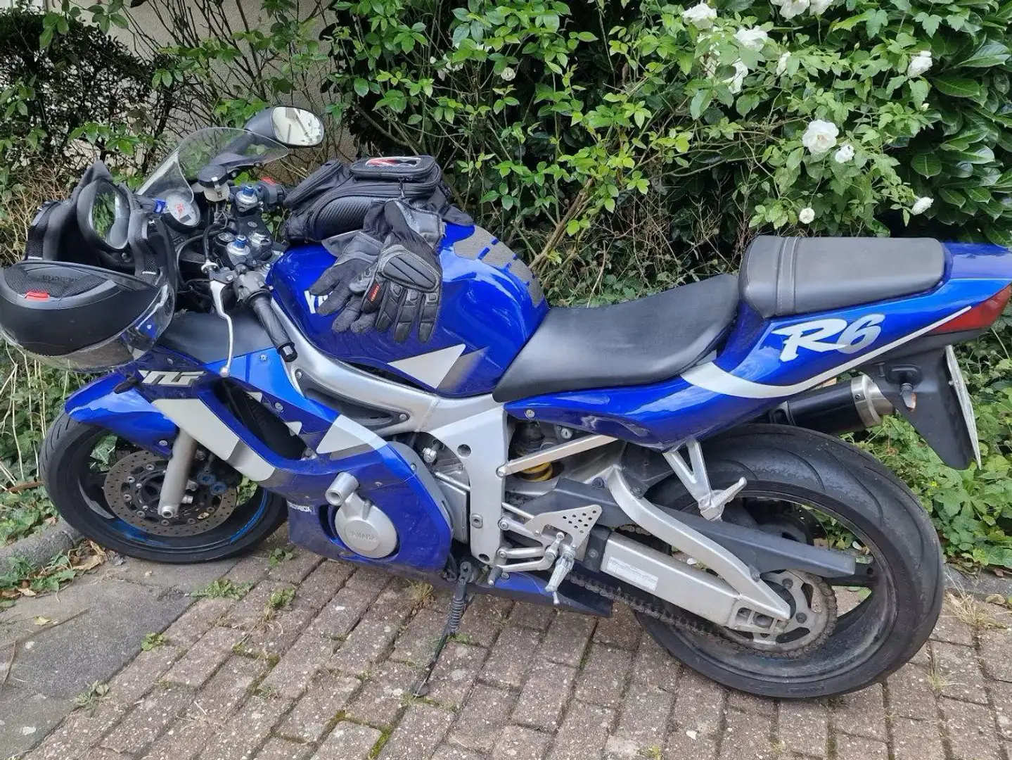 Yamaha YZF-R6 YZF-RJ03 - 1999 Blau - 1