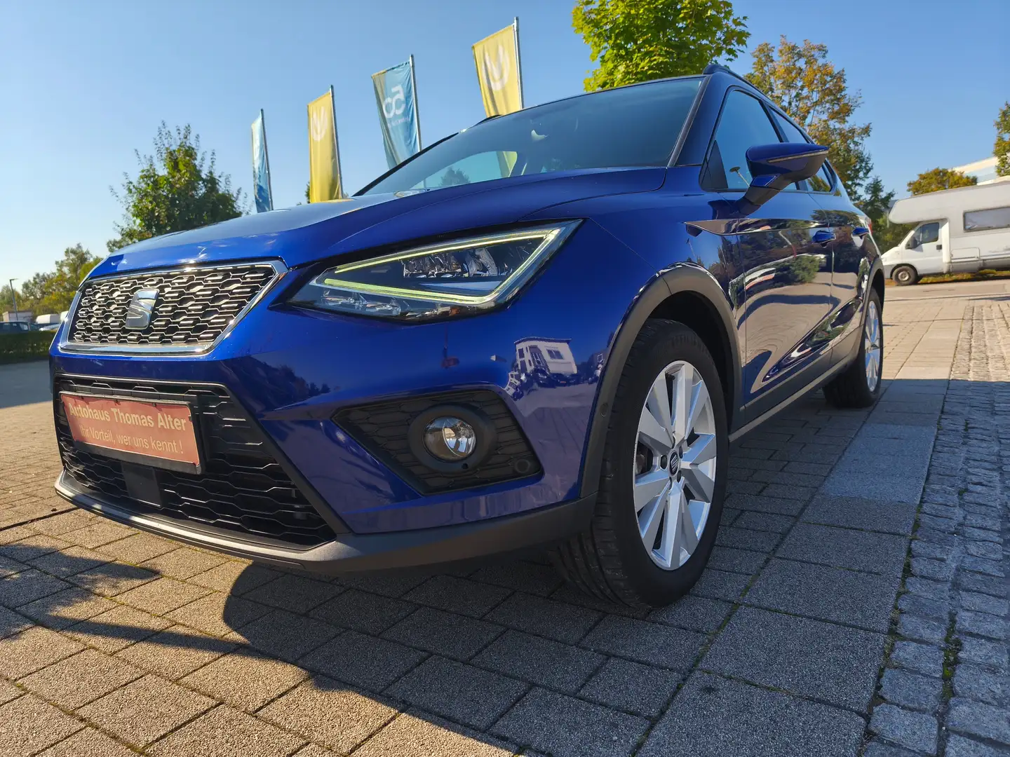 SEAT Arona Arona 1.0 Eco TSI DSG Style Bleu - 2
