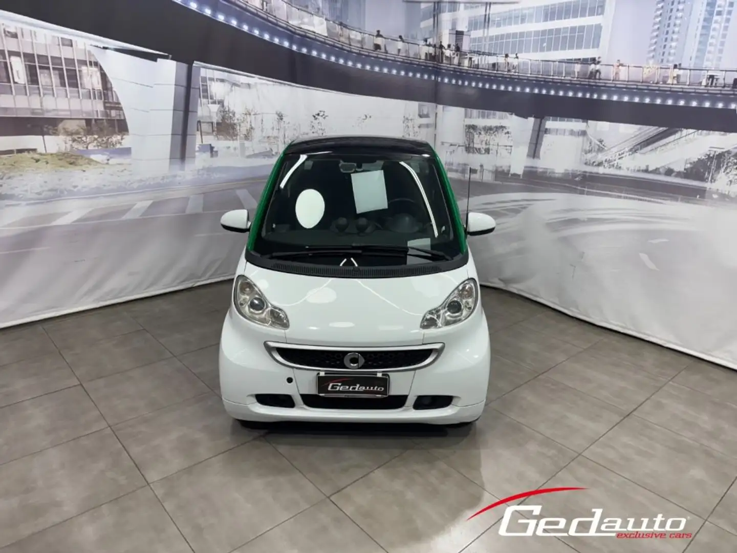 smart forTwo 1000 52 kW coupé passion Blanc - 2