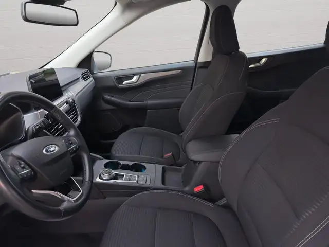 Ford Kuga view 9